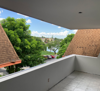 Balcony Screen Enclosure - Custom Design